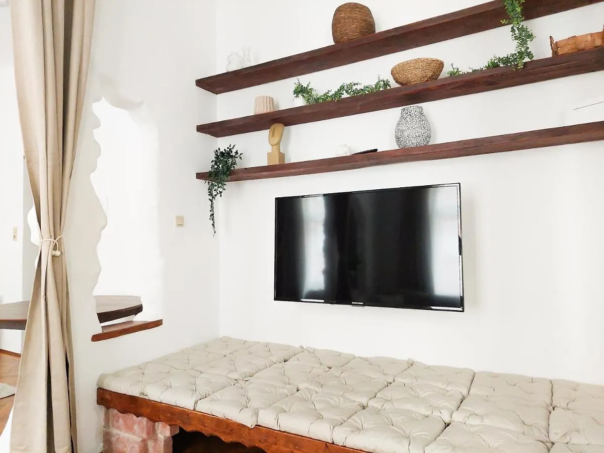Apartment Ferienwohnung Hidden Garden - Spacious Modern - 1 Min To City Shuttle Wien
