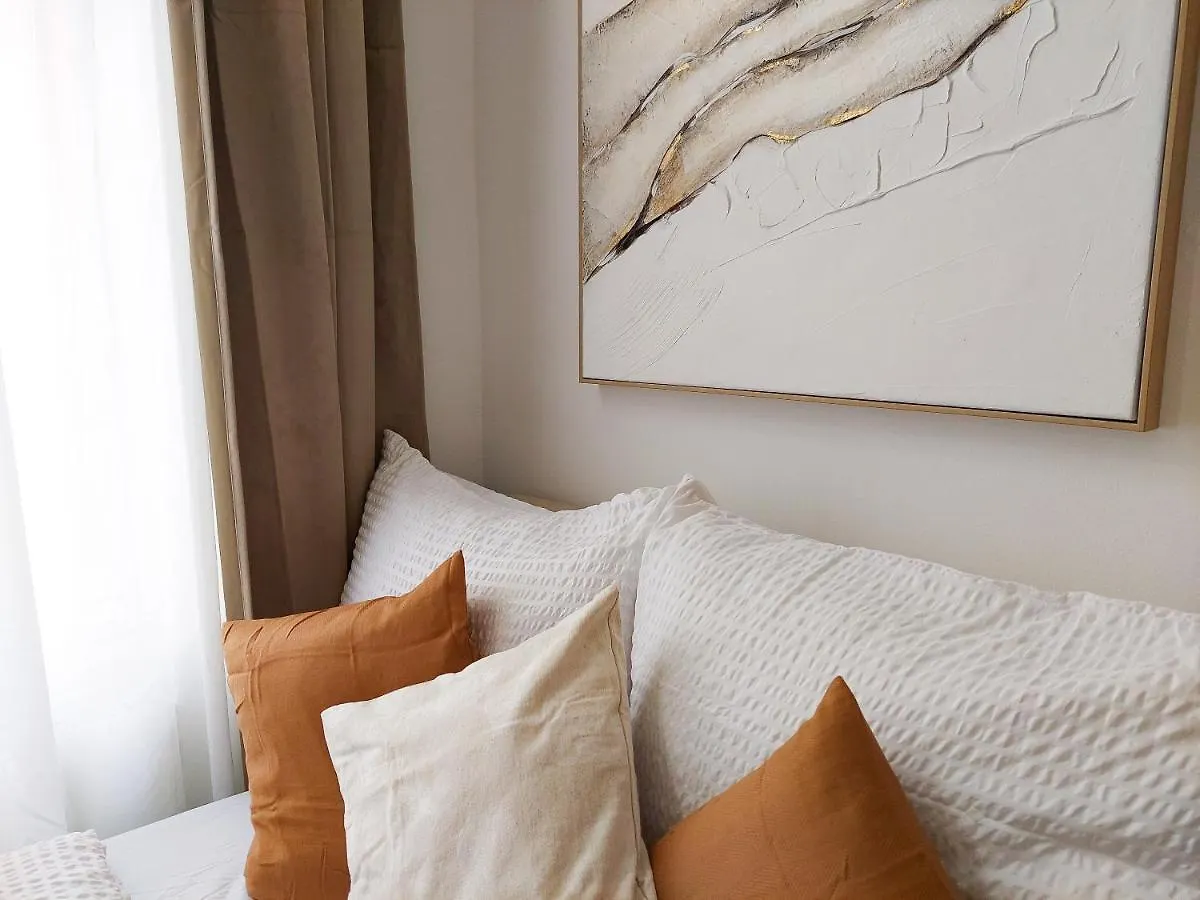 Apartament Hidden Garden - Spacious Modern - 1 Min To City Shuttle Wiedeń